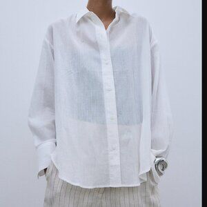 H&M Women's Crinkled Cotton Shirt in White and Size Small